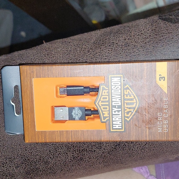 Harley-Davidson Other - NIB Harley Davidson 3" micro USB cable